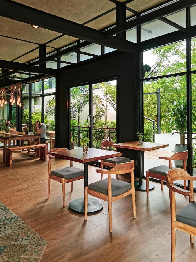 Cozy Design Studio Near Nai Harn Beach Exterior photo